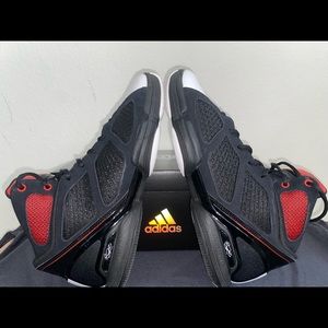 9/10 shoe comes with original box